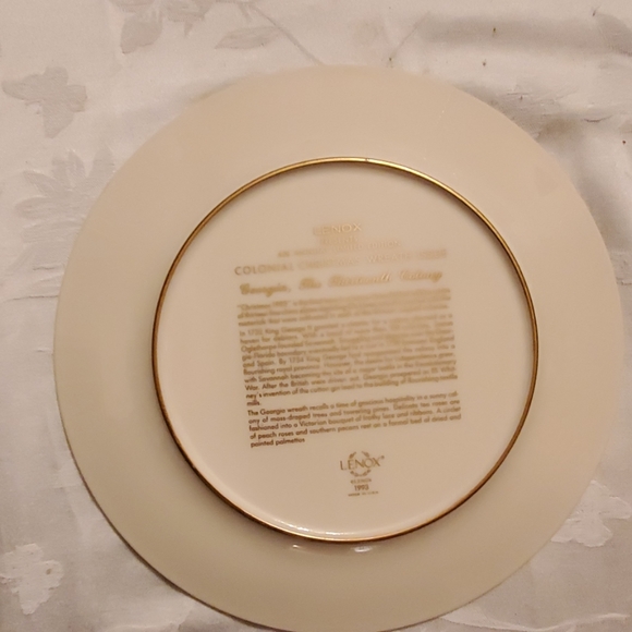 Plate - Picture 4 of 4